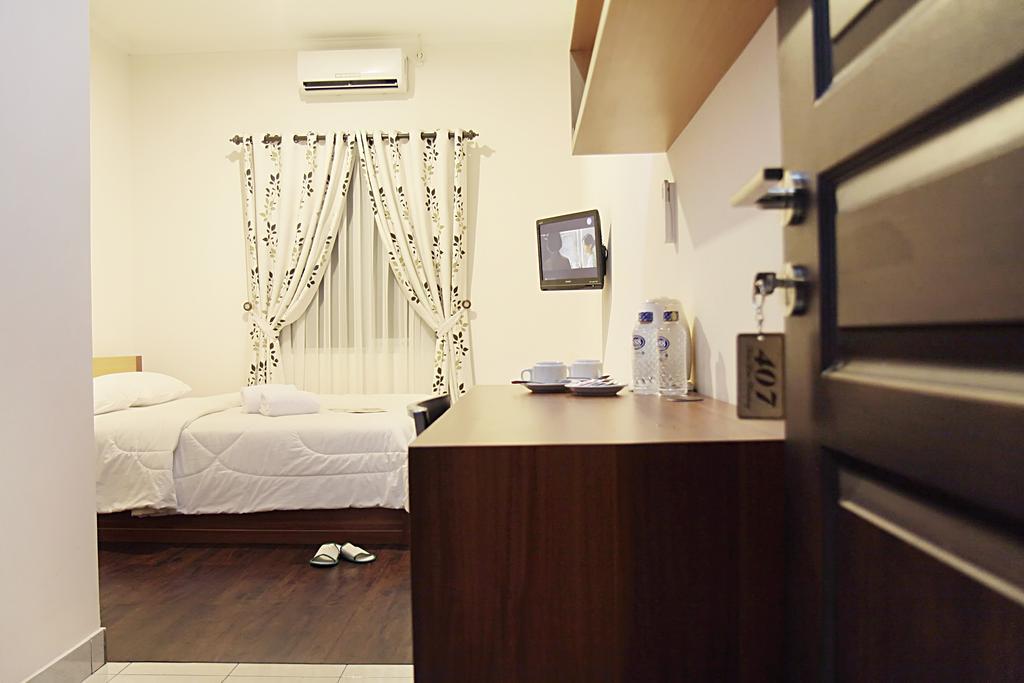 Hotel Lotus בנדונג חדר תמונה